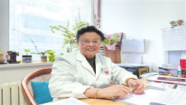 72岁程桂兰：一投入工作，什么都忘了
